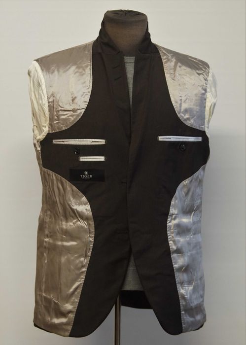 Sacou Tiger of Sweden marimea 52