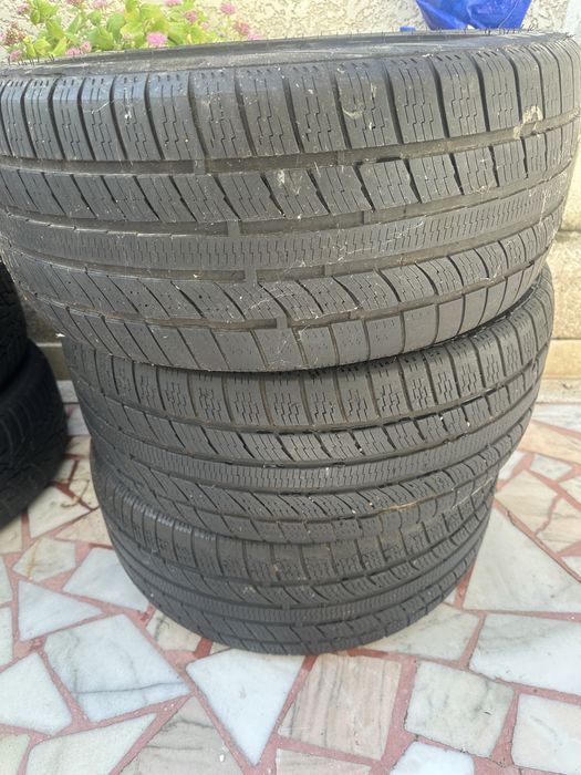 Cauciucuri iarna +vara 245 45 17 pret pentru toate
