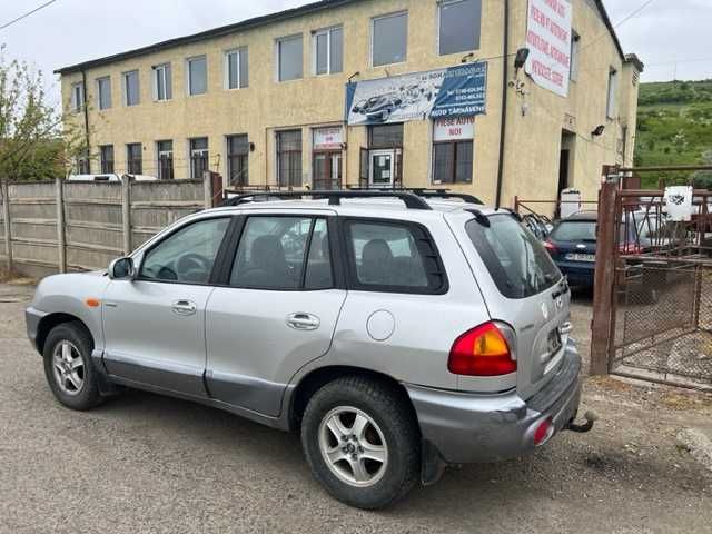 Dezmembrez Hyundai Santa Fe 2004 2.0 diesel 83kw D4EA,automat TD85