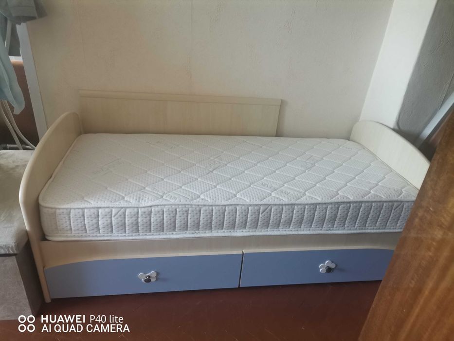 Детско легло 160/75 см. с матрак и чекмеджета
