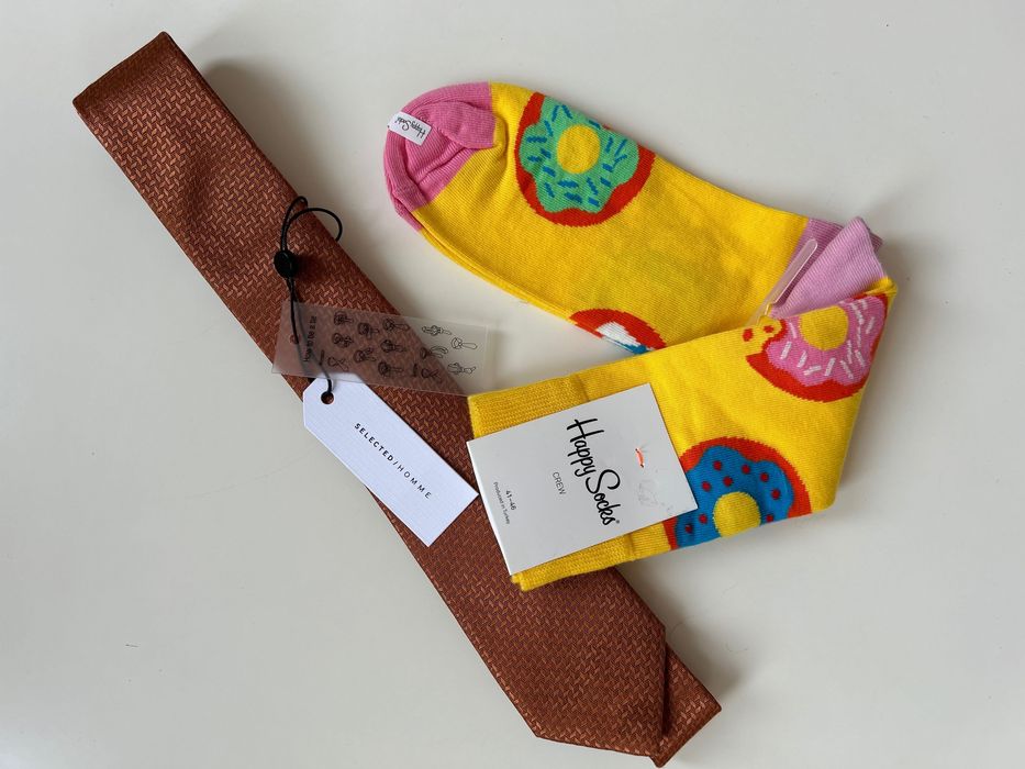 Нова мъжка слим вратовръзка Selected & подарък нови чорапи Happy socks