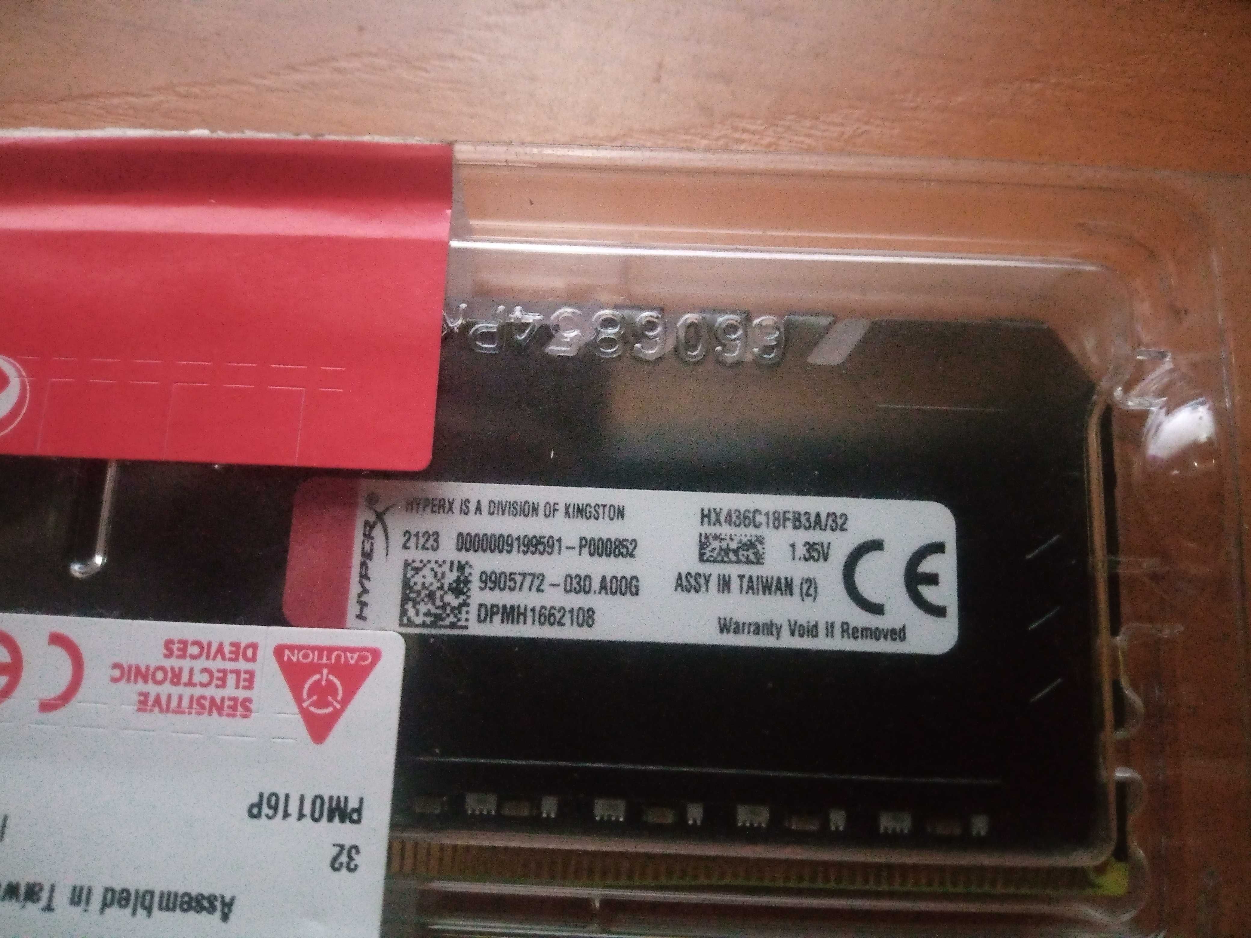 DDR4 DIMM 32GB/3600MHz Kingston HyperX Fury RGB (HX436C18FB3A/32)