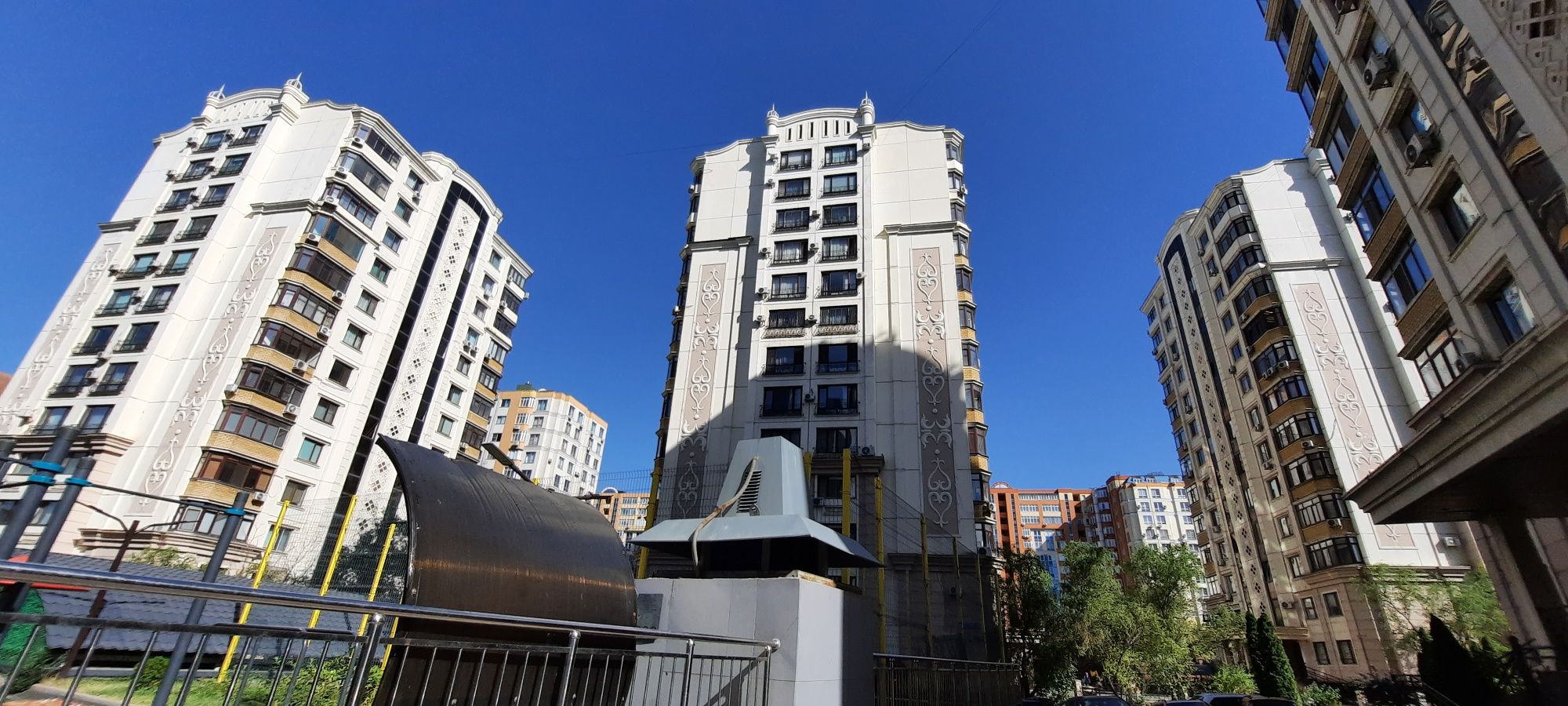 Сдаю 2  ком кв жк Алтын Орда