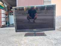 Телевизор Samsung 40"