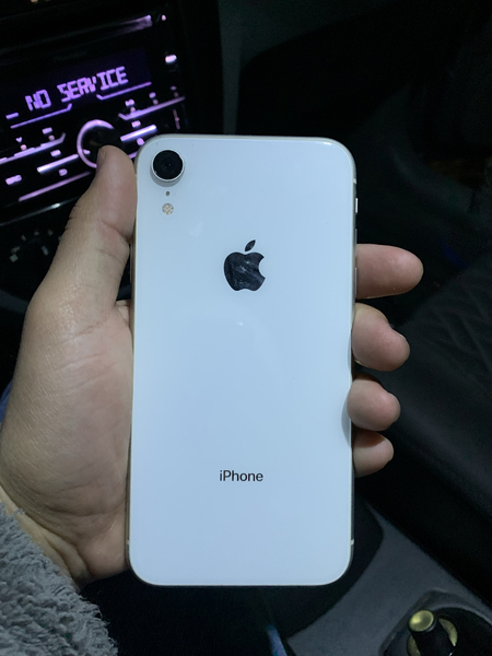 Iphone  xr 64 holati cotki korobkayo pasptkopiya beriladi