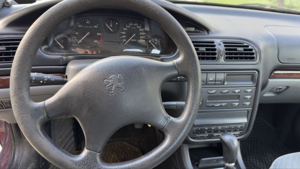Peugeot ( Пежо) 406 2.1 без номера