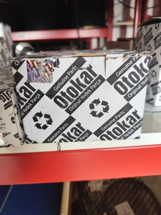 Vând piese otokar și temsa