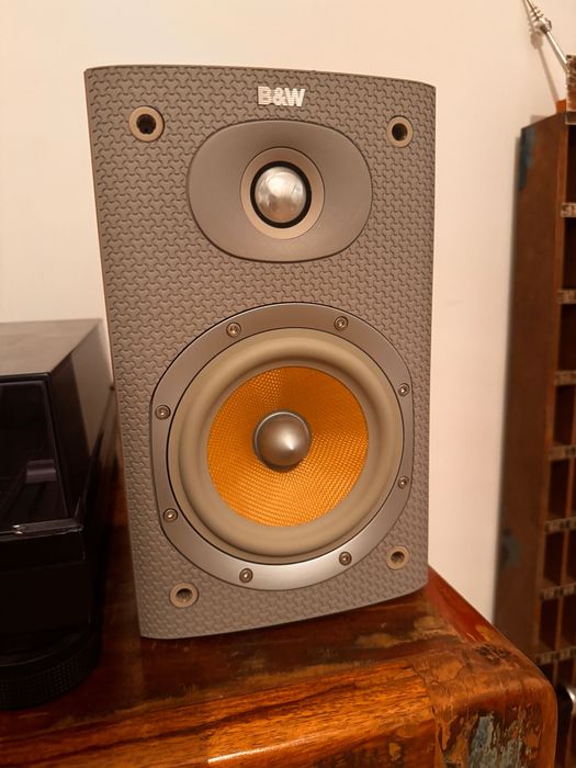 schimb BM600 S3 B&W cu ceva mai mare sau active