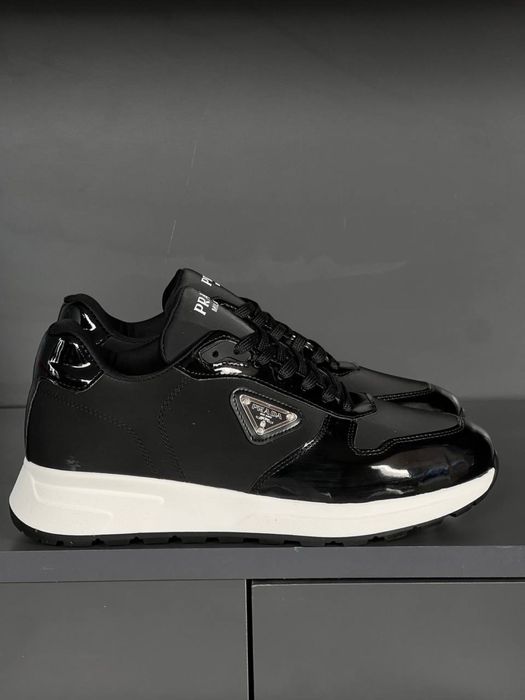 Adidasi Prada noi !!! Marimi 40/44 !!!