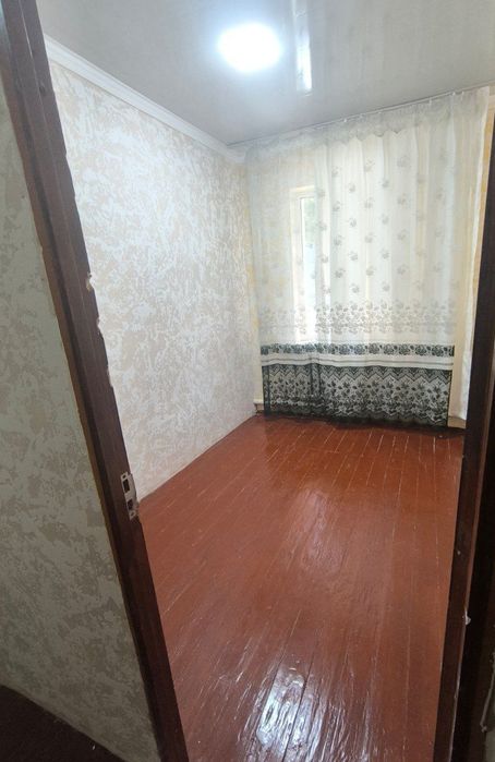 Сдаётся комната в частном доме 700000.