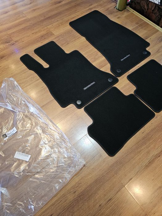 Оригинални стелки за Мерцедес W213 E class