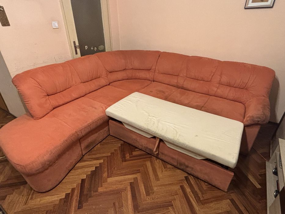 Диван с опция сън