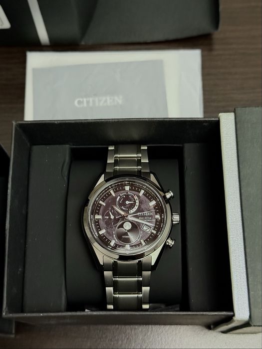 Citizen tsuki yomi titanium, eco drive, radio controlled,