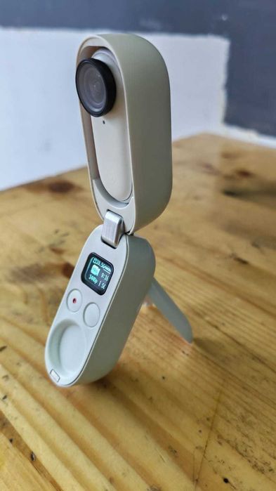 Camera actiune Insta 360 Go2