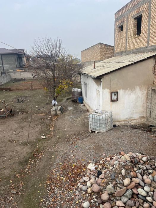 10sotix yer ikki tarafi ham kocha sotixi 25000$