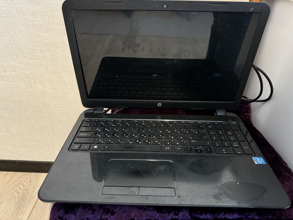 HP ноутбук состояние удовлетворительное