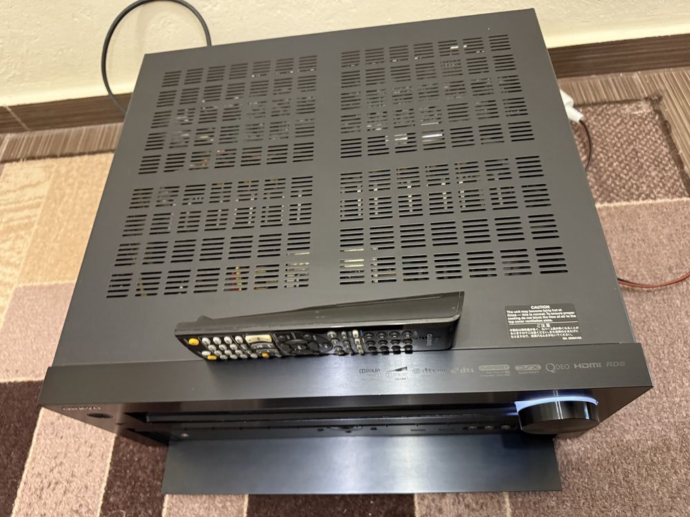 Onkyo TX-NR 818 Качествен и мощен ресивър