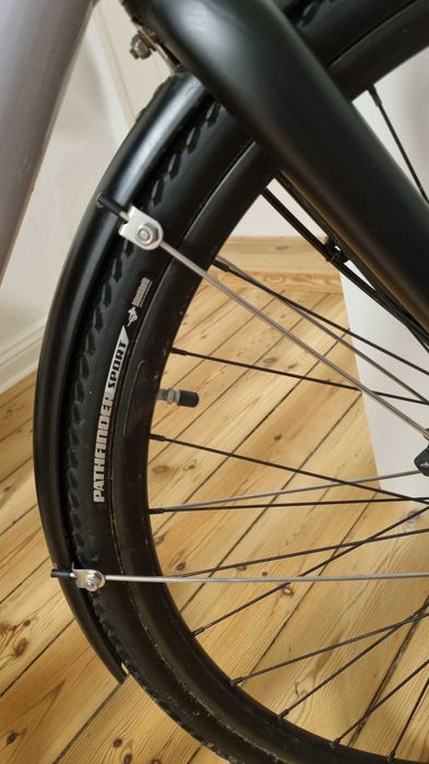 Bicicletă de oraș Specialized Sirrus X (2023) – stare excelentă, 2500