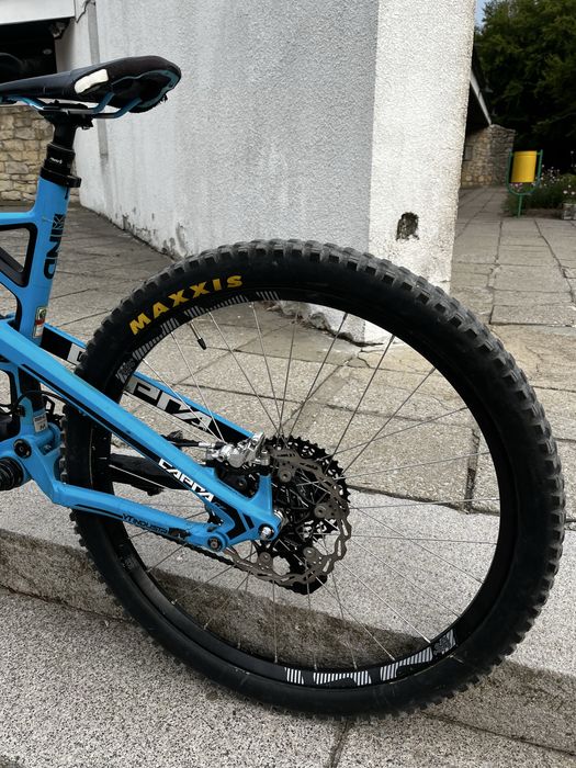 Yt capra cf pro race