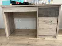 Срочно продам 2 кровати+стол