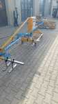 Dispozitiv cu vacuum de manipulat/montat panouri sandwich