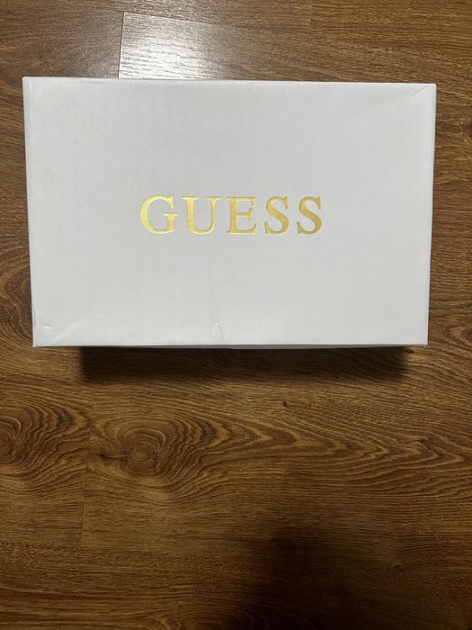 Vand teniși Guess marime 42