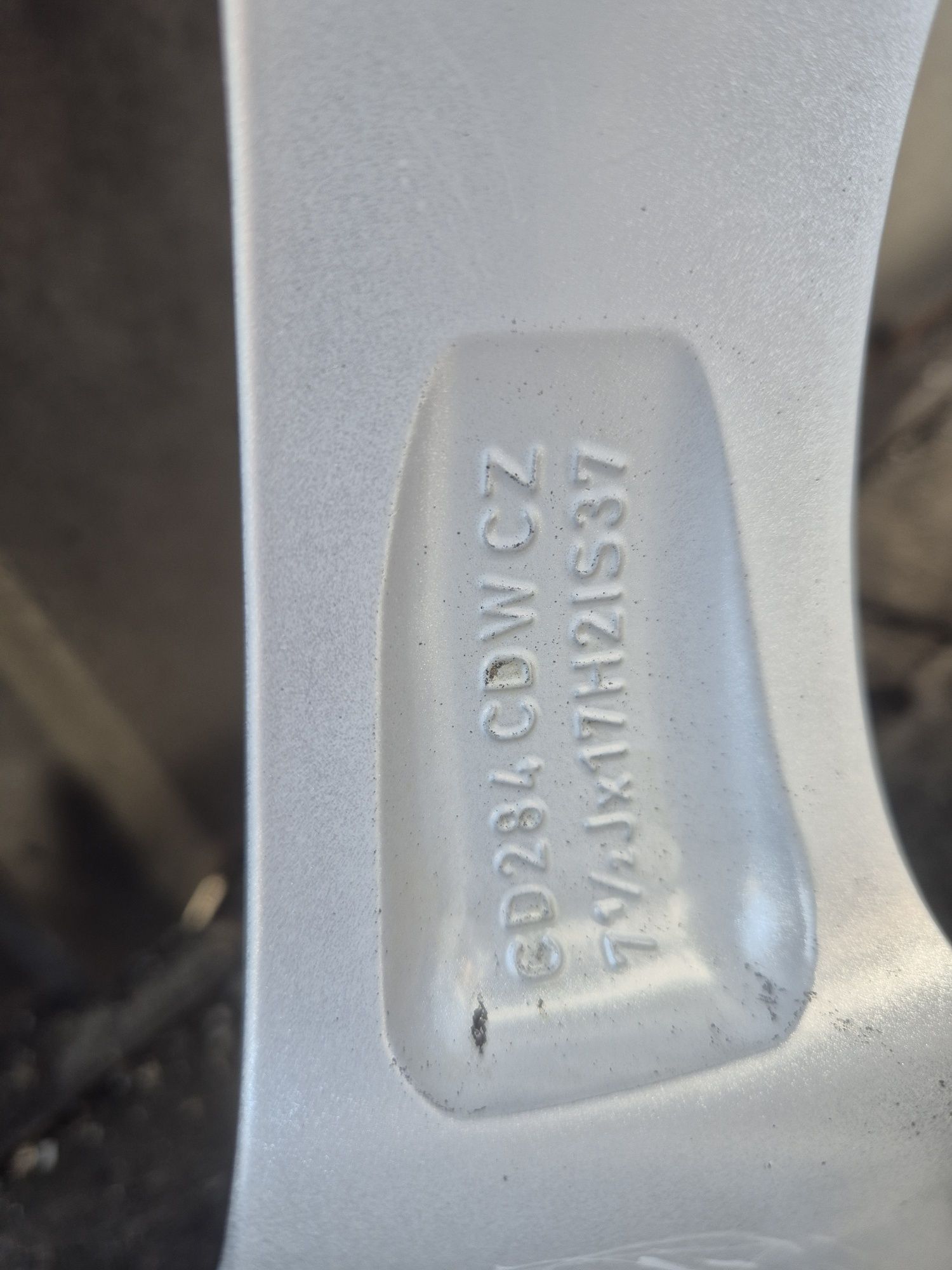 5х120 17 с гуми 225 60 17 Бмв