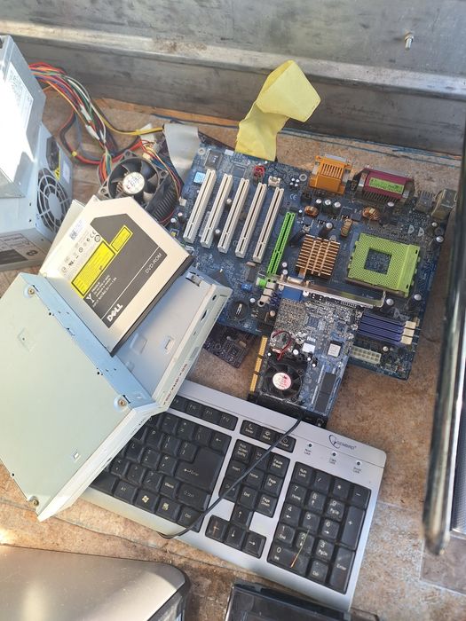 Laptopuri,calculator turn ,placi baza surse