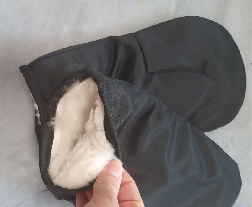 Варюжки Тёплые. Меховые. Новые. 3 пары. Зима.