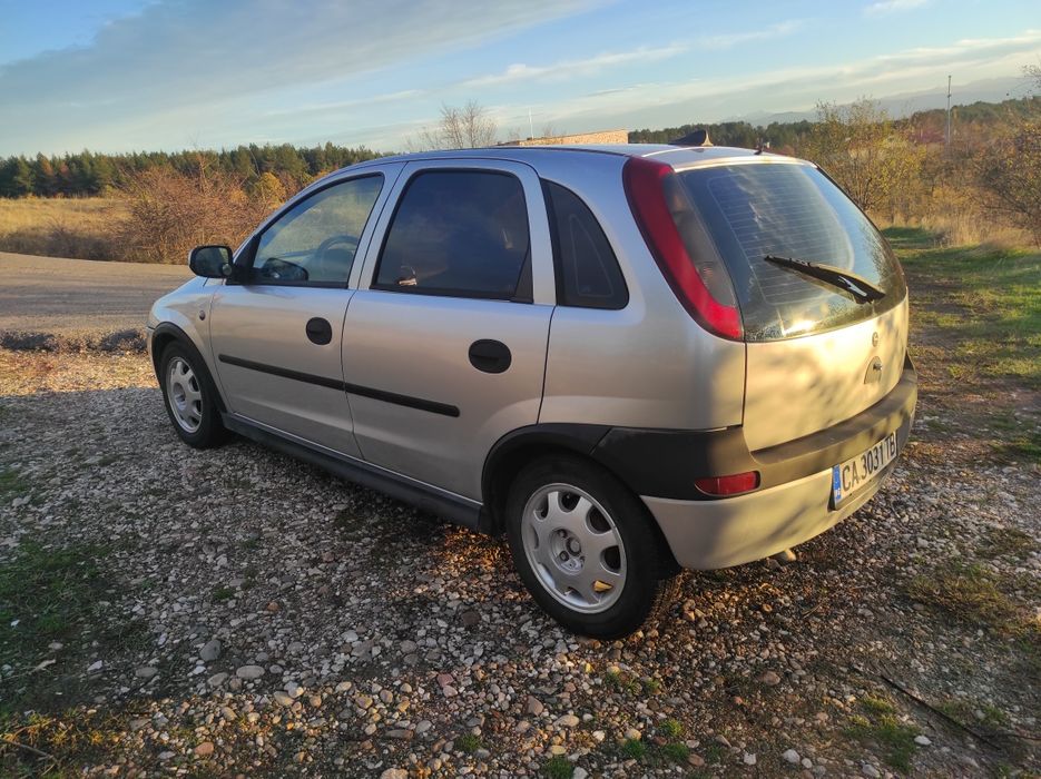Opel Corsa C 1.7 DTI 75коня 2003г