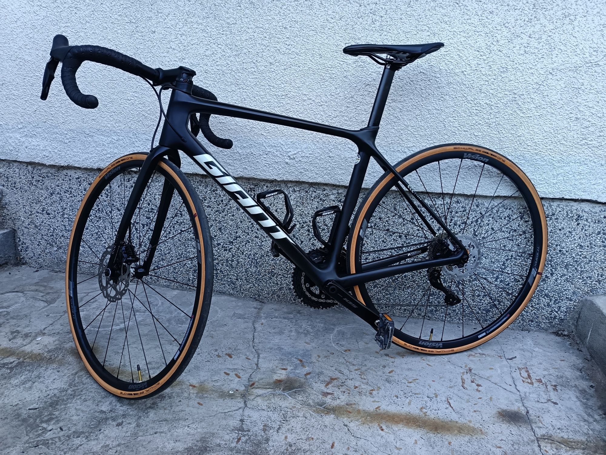 Карбонов шосеен велосипед Giant TCR Advanced Pro Team Disc 2021 г