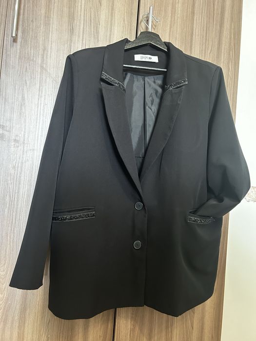 Продам пиджак женский 54 размер