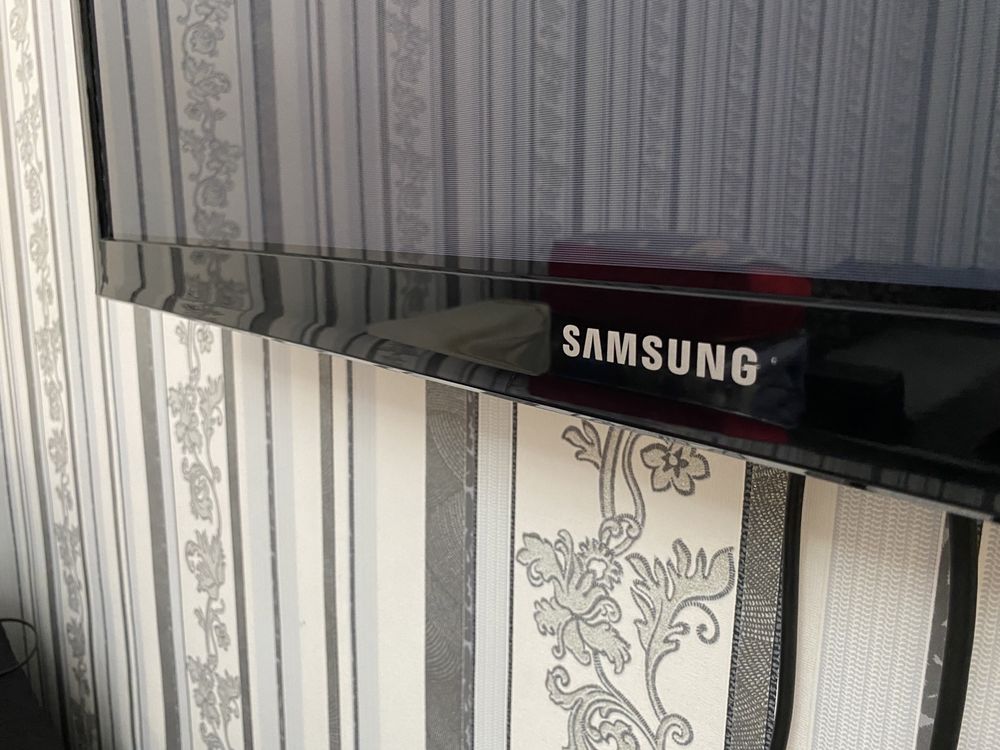 Телевизор Samsung 43" made in Malaysia Оригинал