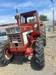 Tractor  case  946