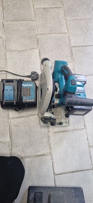 Акумулаторен циркулярен трион MAKITA DSP600ZJ