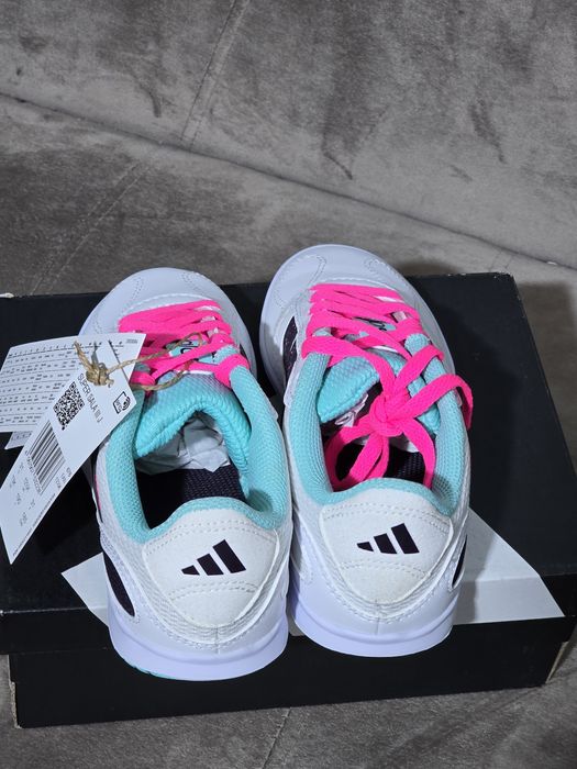 Pantofi sport copii Adidas Super Sala III