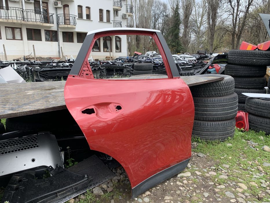 Врата Kia X-CEED