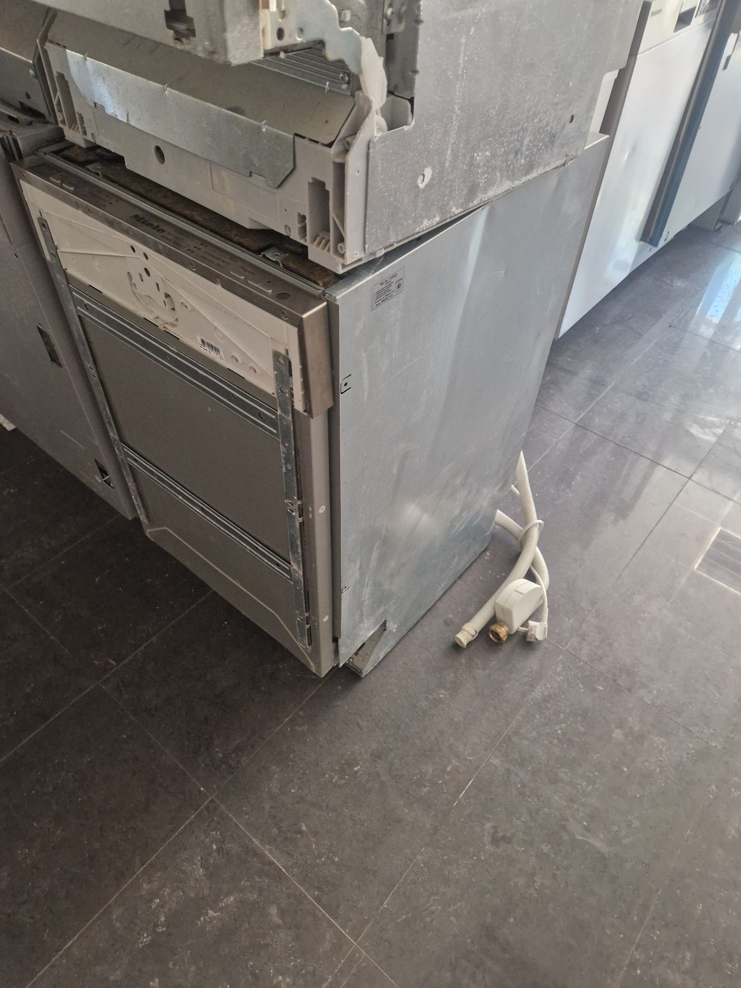 Съдомиялна за вграждане Miele 45 см А++