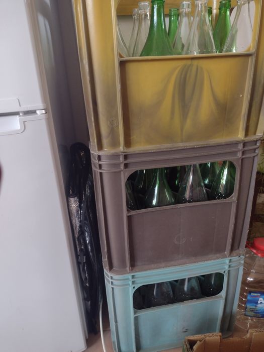 Navetă apă minerală