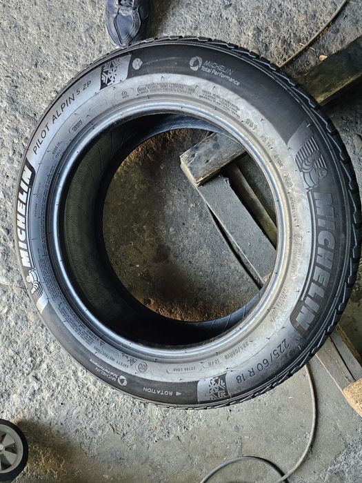 2 anvelope iarna 225 60 18 Michelin Runflat 2020