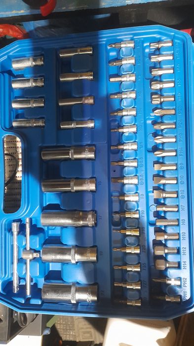 Trusa 108 piese tubulare și biti