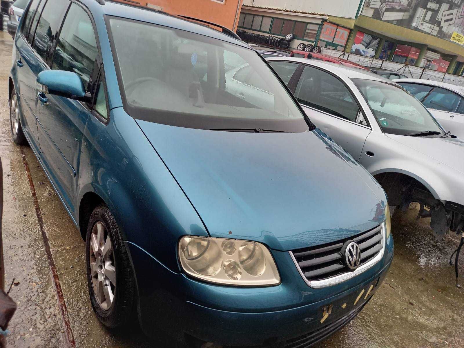 VW TOURAN 1.9 TDI 100 к.с. "BKC" ръчна скоростна кутия 2004г. на части