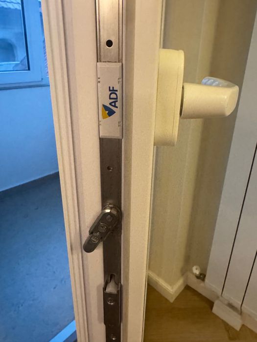 Usa termopan Salamander noua montaj inclus