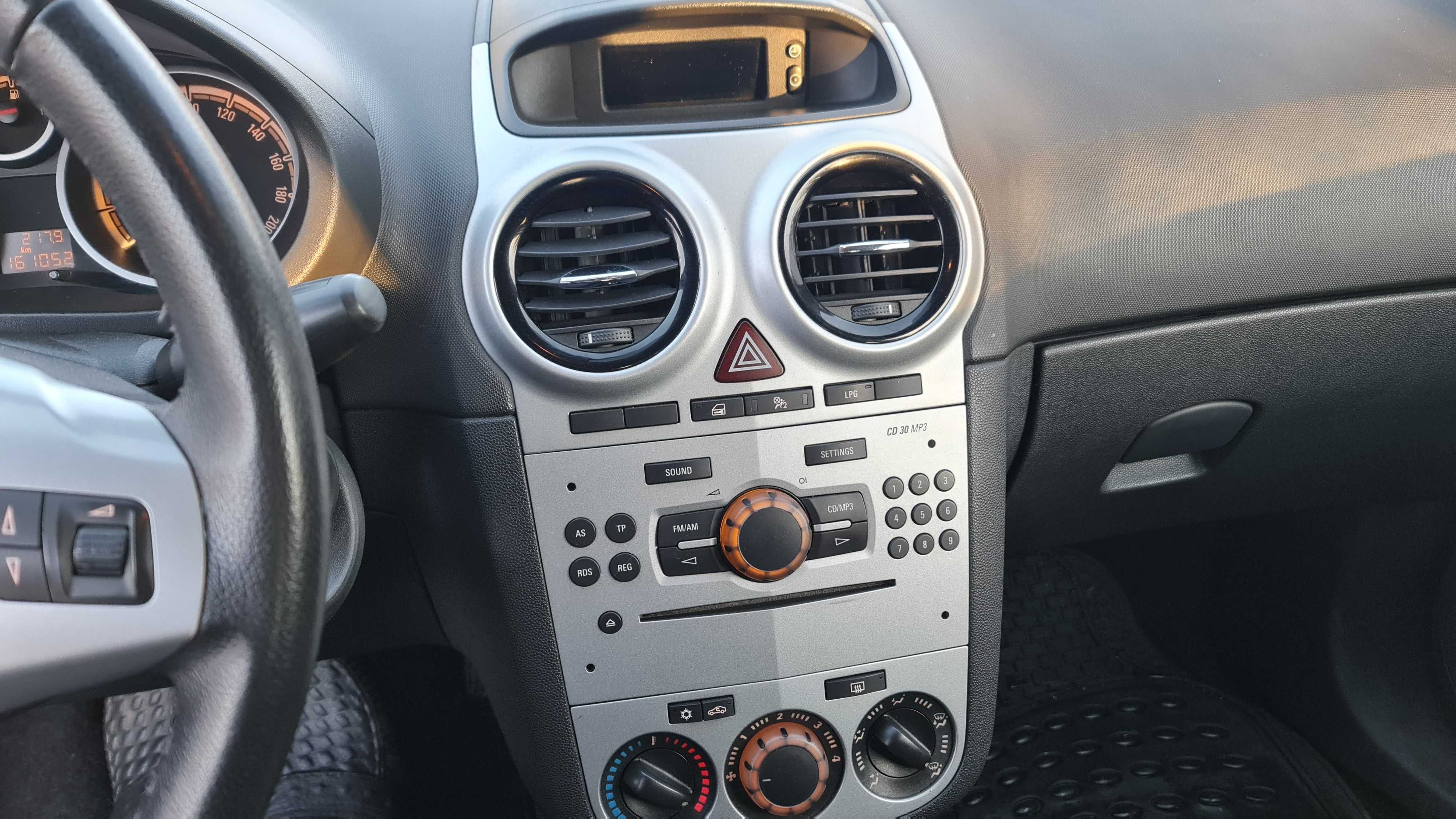 Opel corsa 1.2 газ.инжекцион