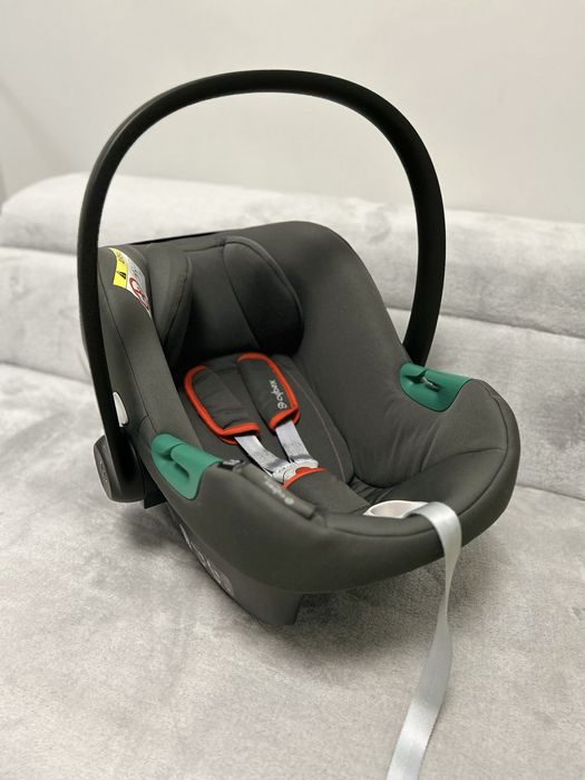 Стол за кола Cybex Aton B2 i-Size/ Кошница за кола