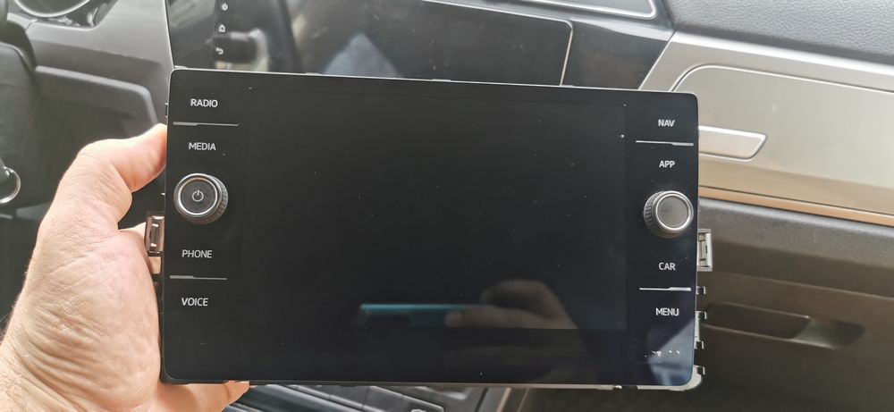 Дисплей за тоуран 2018