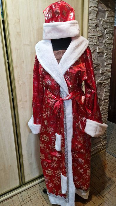 Продам новый комплект костюм Дед Мороз+Снегурочка