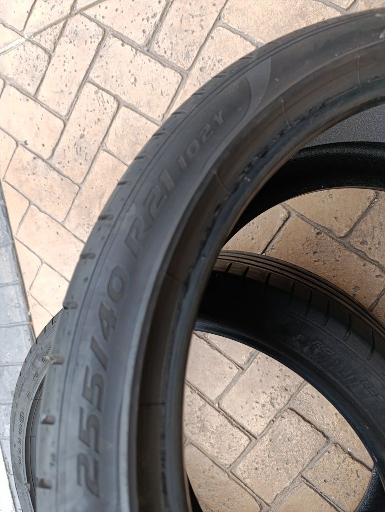 Летни гуми Pirelli 255/40/21 Pzero