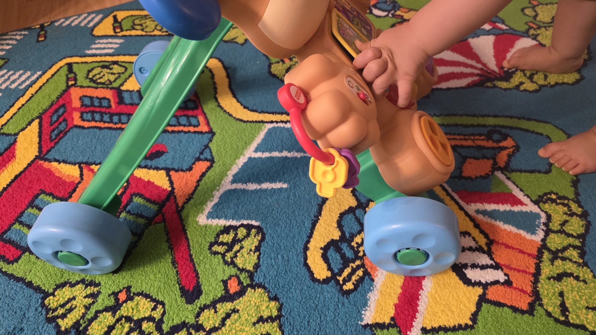 Уокър Fisher price