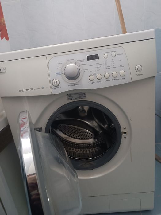 Продам стиральную машину LG